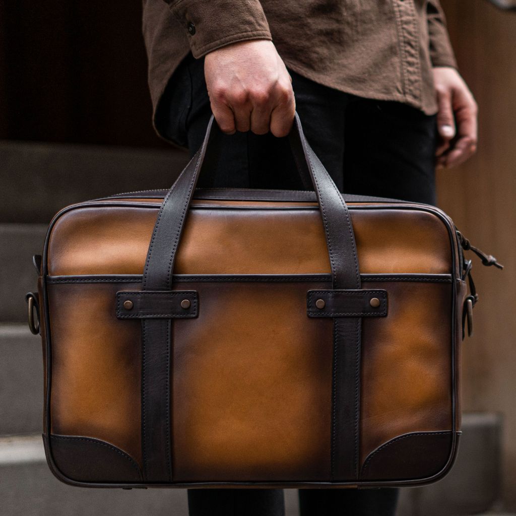Men's Commuter Messenger Bag in Black Matte Leather - Thursday