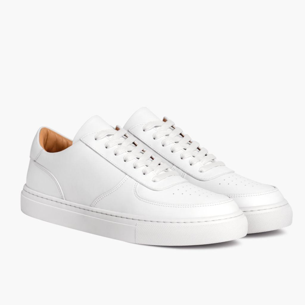 Men’s Court Low Top Sneaker In White Leather - Thursday