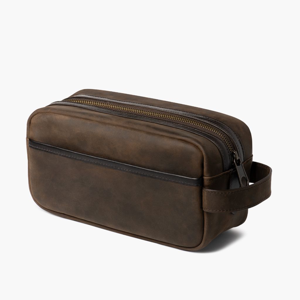 Men's Dopp Kit Toiletry Bag in Black Full-Grain Leather