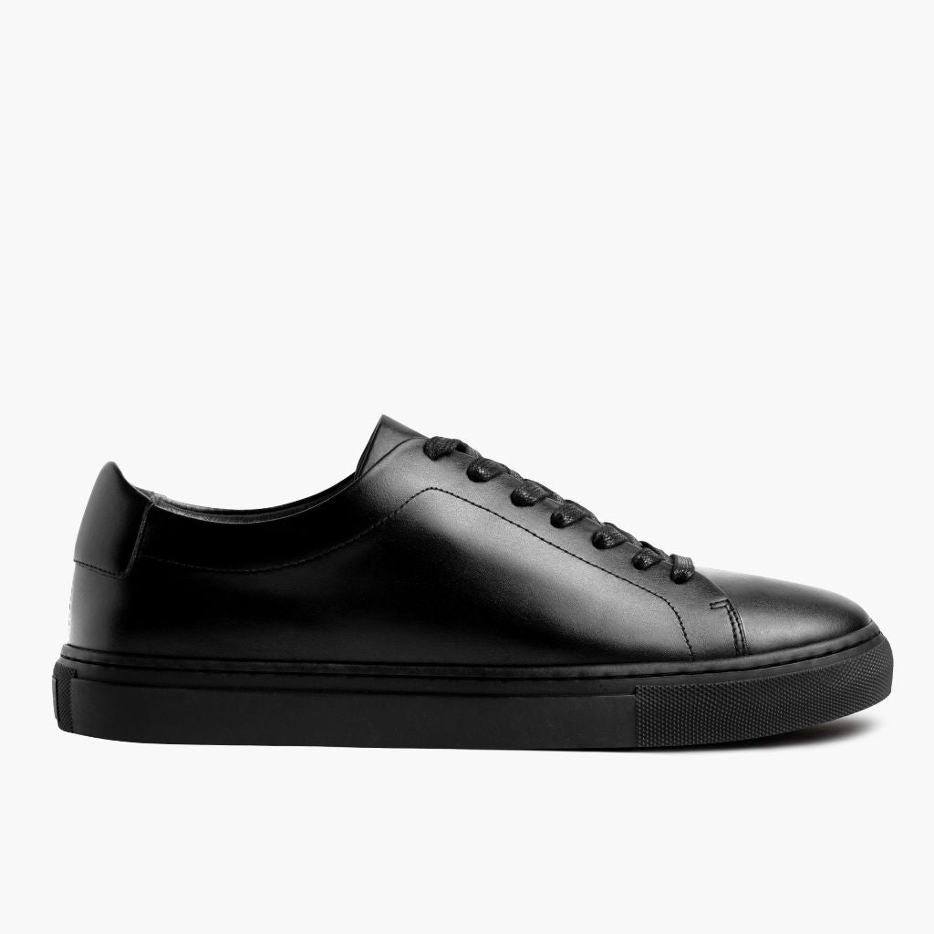 Women's Encore Low Top Sneaker In Black Leather - Thursday