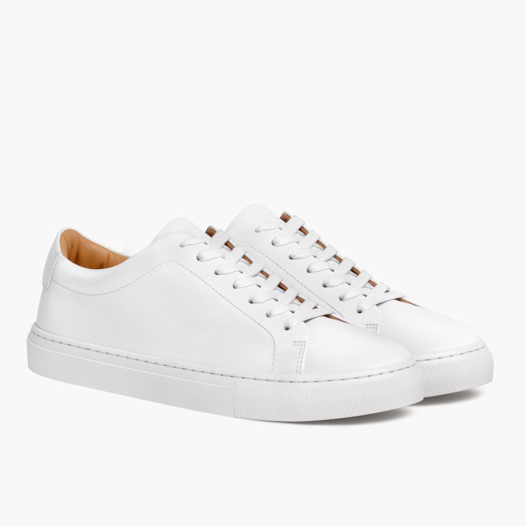 Men's Encore Low Top Sneaker In White Leather - Thursday