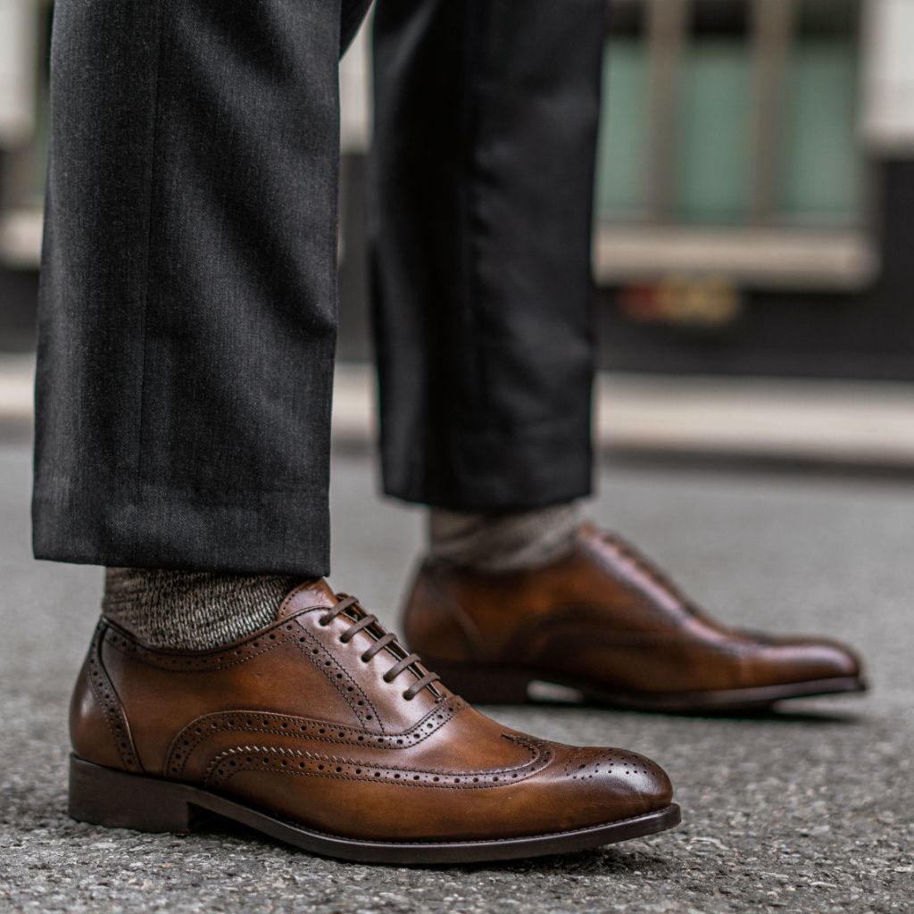 Men's Aviator Wingtip Dress Shoe In Brown Cinnamon Leather Thursday