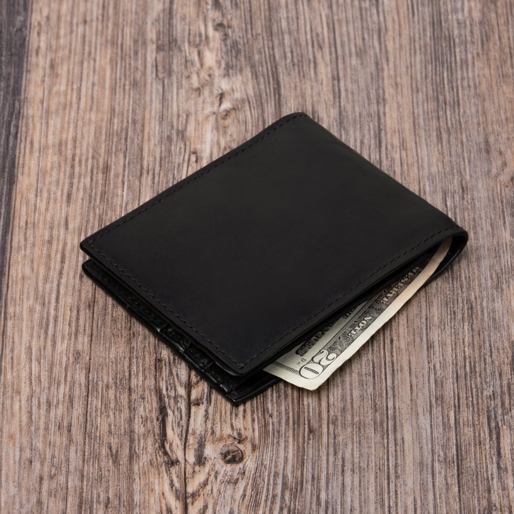 Minimalist Leather Bifold Wallet in Black x Natural Teacore