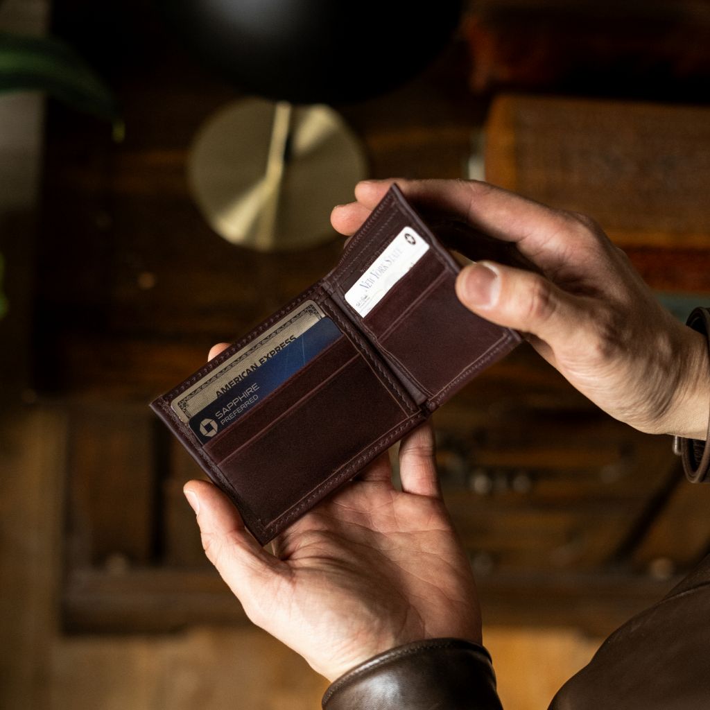 Minimalist Bifold Wallet in Brown Leather - Thursday Boot Company