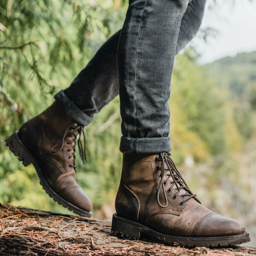 thorogood tobacco vs crazy horse Confused on color : r/WorkBoots The Thorogood Mens American Heritage 6 Moc Wedge Soft Toe Industrial Boot is a durable and reliable footwear option designed for hardworking men Thorogood Boots Review: 6+ Year