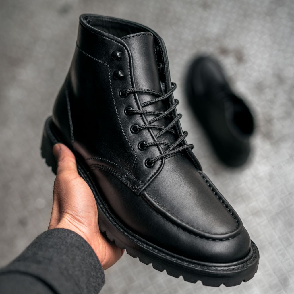 Thursday Boots Diplomat Black Matte Lace-Up Leather Moc Toe Mens Boots Size 11.5 Men main image 2