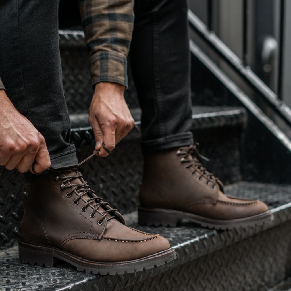 Men's Diplomat Moc Toe Boot In Brown 'Tobacco' Leather Thursday