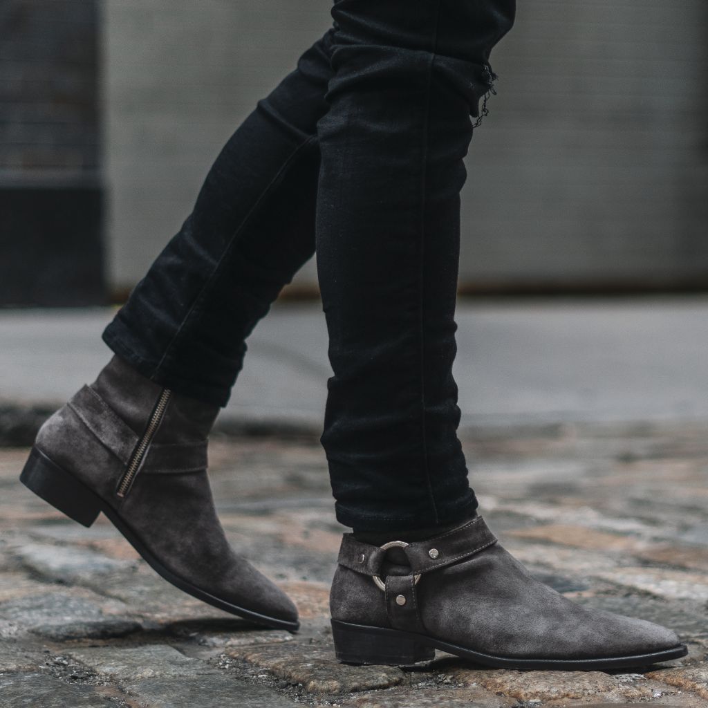 Men's Harness O-Ring Boot In Grey Suede