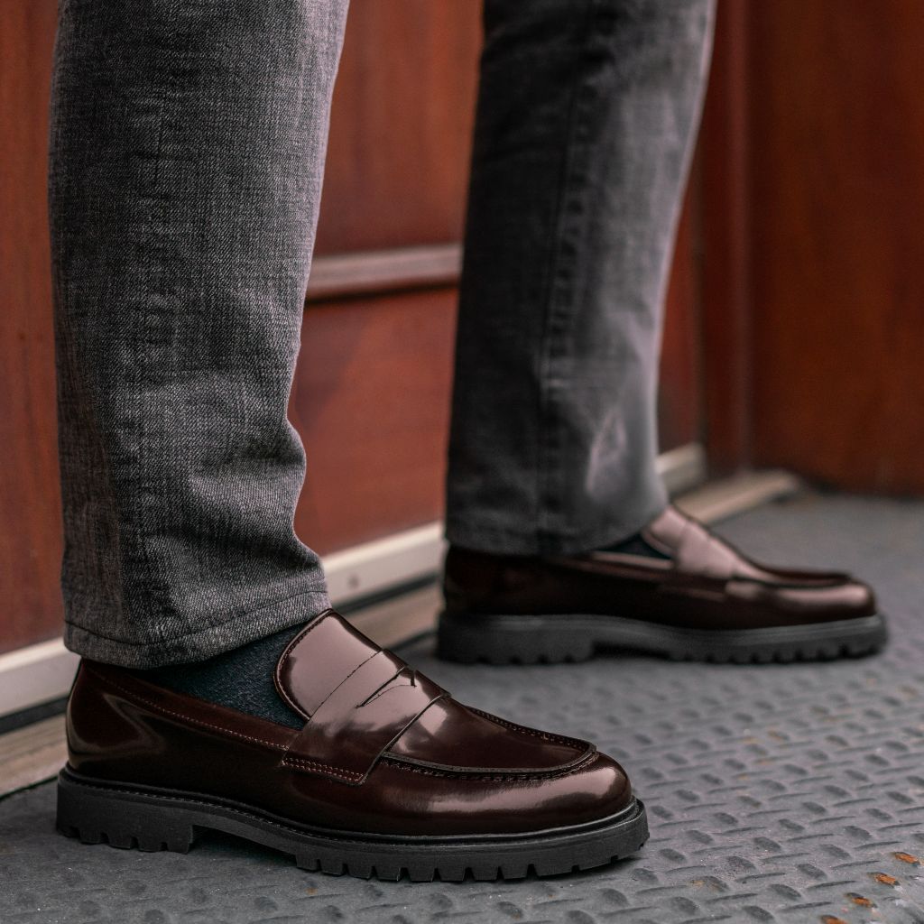 Men's Penny Lug Sole Loafer In Burgundy Leather Thursday