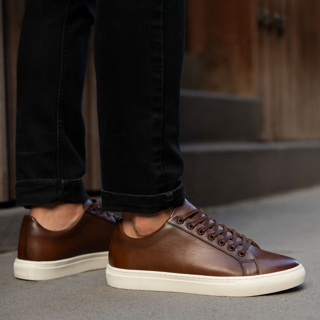 Men's Premier Low Top In Brown 'Hickory' Leather - Thursday
