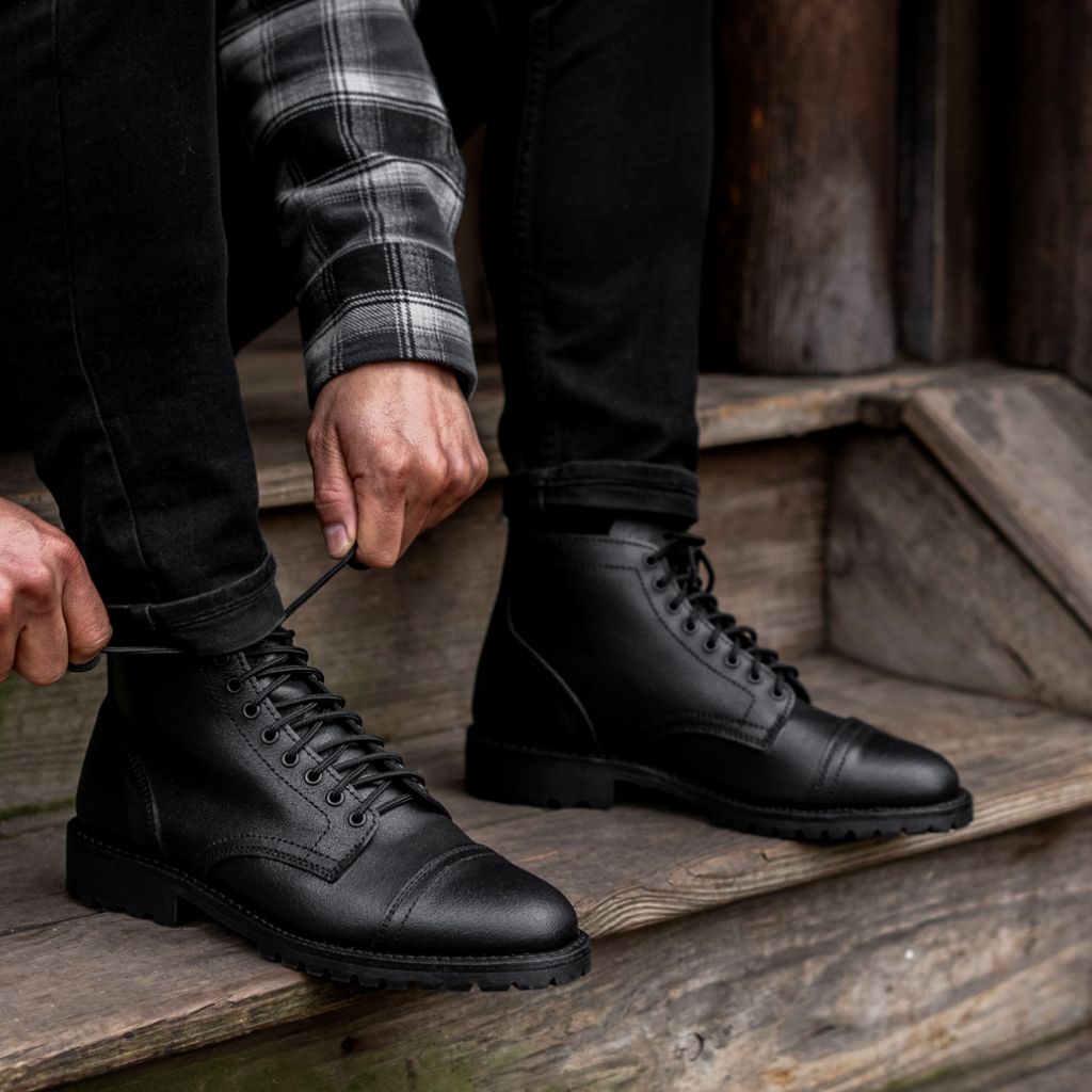 Black 2025 roughout boots