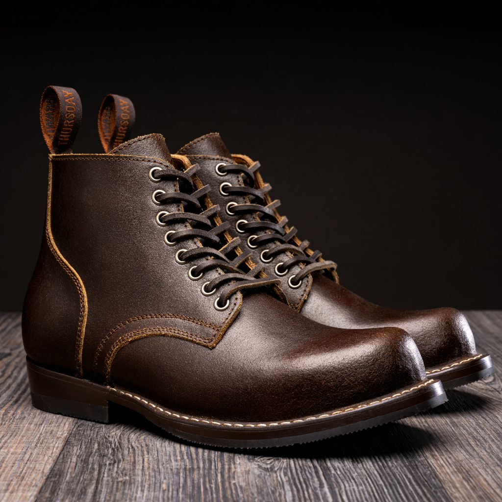 Men's Brawler Boot In Cinnamon Waxed Flesh Leather - Thursday