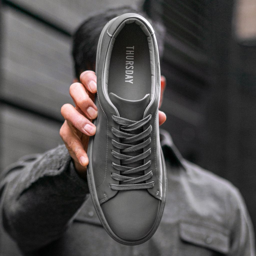 Men's Encore Low Top Sneaker In Steel Grey Leather - Thursday