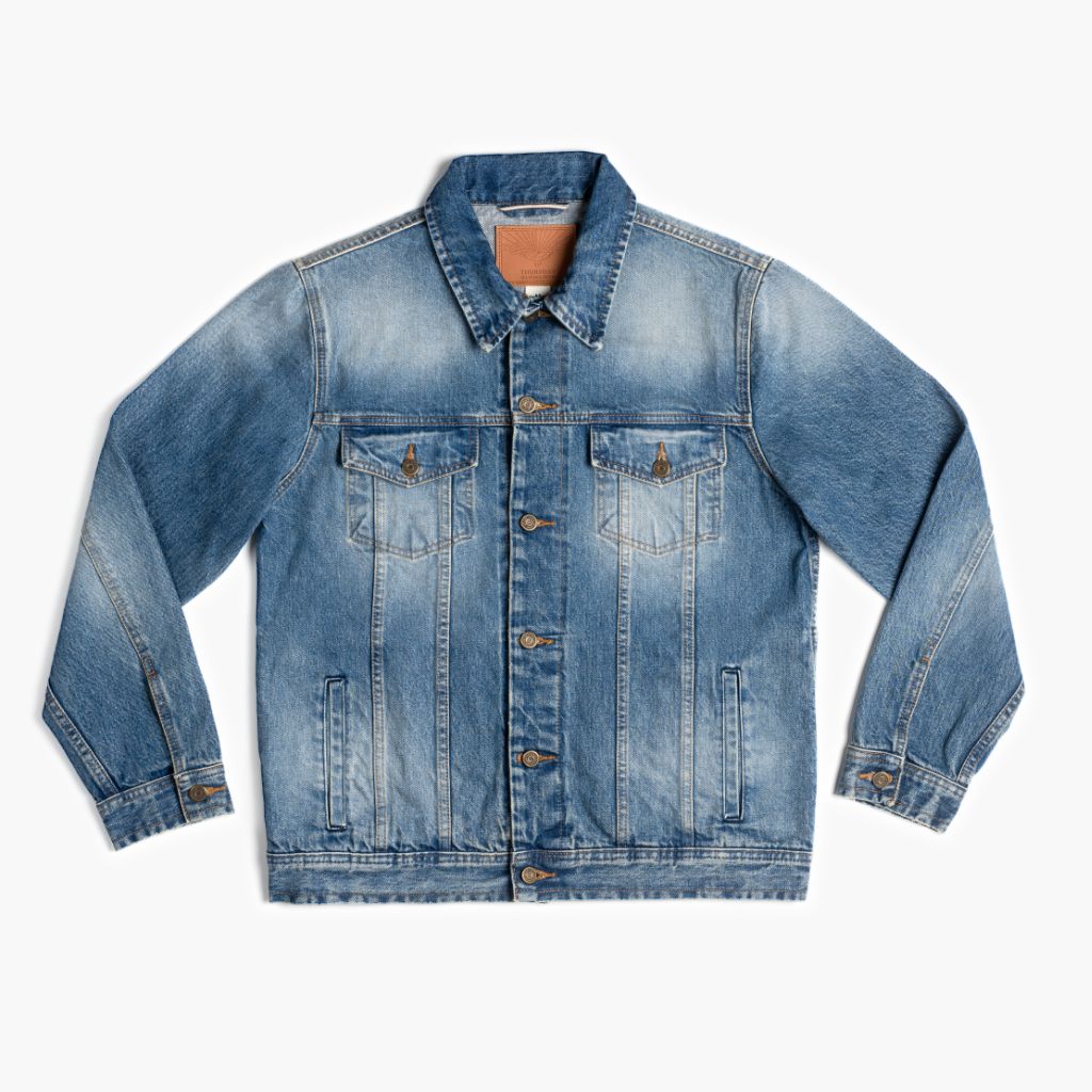 Men's Selvedge Denim Trucker Jacket in Vintage Wash - Thursday