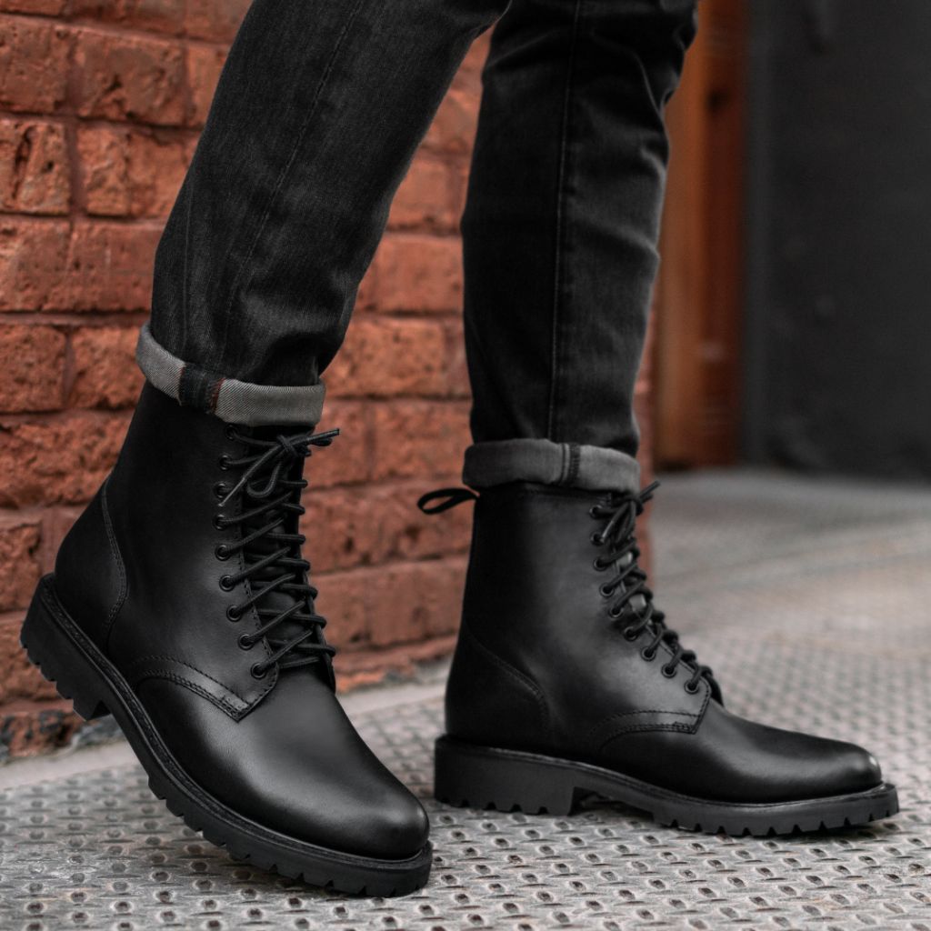 Men's Stomper Lace-Up Boot in Black Leather - Thursday Boot Company