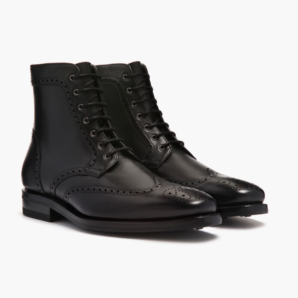 Men's Wingtip Lace-Up Boot In Black Leather