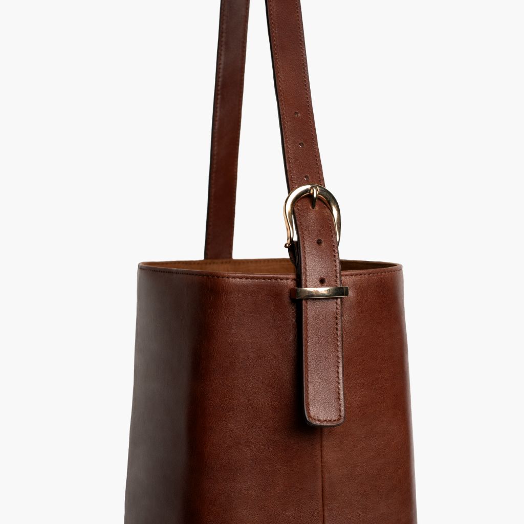 Byblos Vintage Brown Leather 2024 Bucket Bag