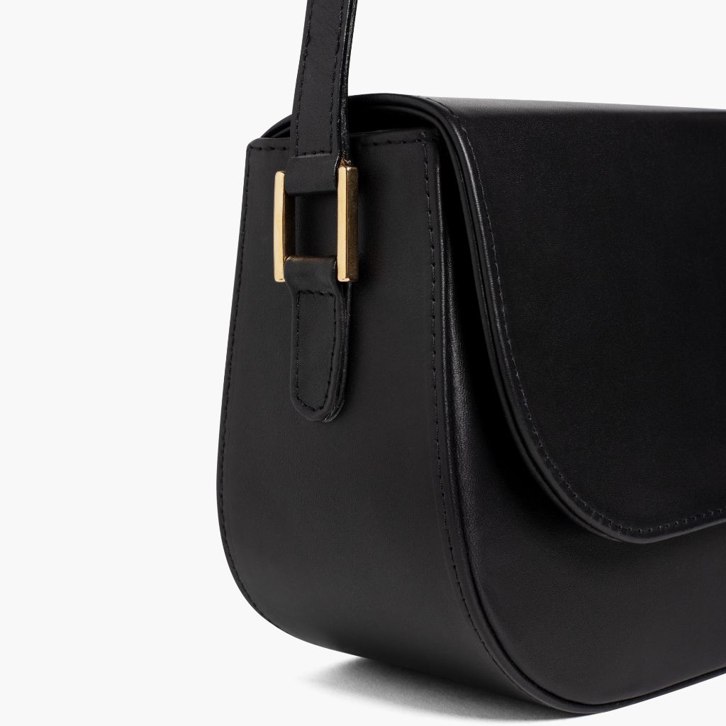 ショルダーバッグ・ポシェット V73 Women Shoulder Bags 73BS8C202 NERO Black Leather-Shoulder-Bag-Black-
