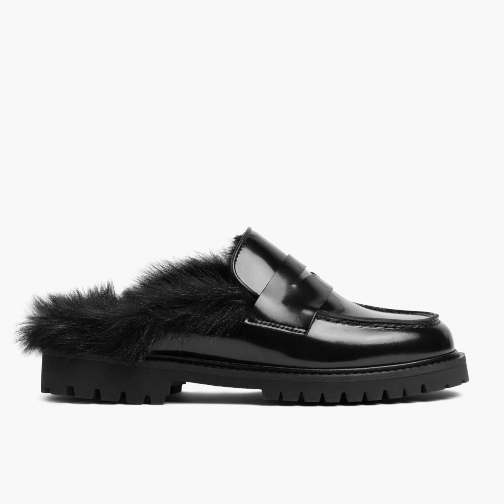 Women's Penny Mule Shoe In Black Shearling - Thursday