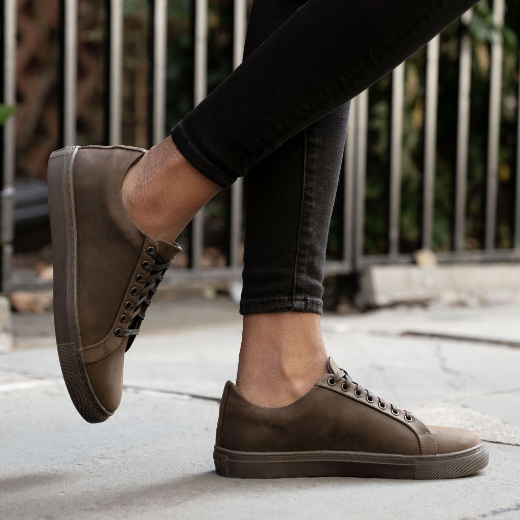 Women's Premier Low Top In Rich Brown Cacao Leather - Thursday Boots
