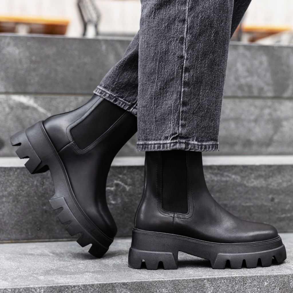 Women’s Reign Chunky Outsole Chelsea Boot In Black - Thursday Boots
