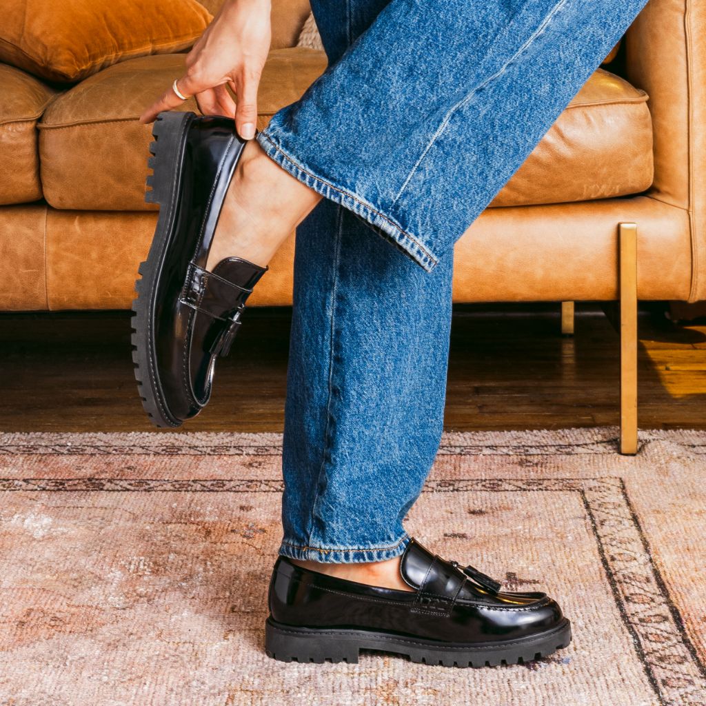Women's Tassel Penny Loafer In Black Leather - Thursday