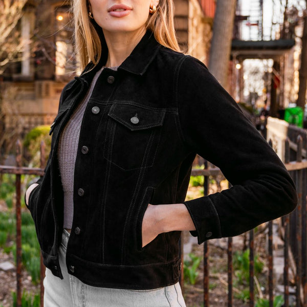 Women's Denim Trucker Jacket in Medium Blue Wash - Thursday