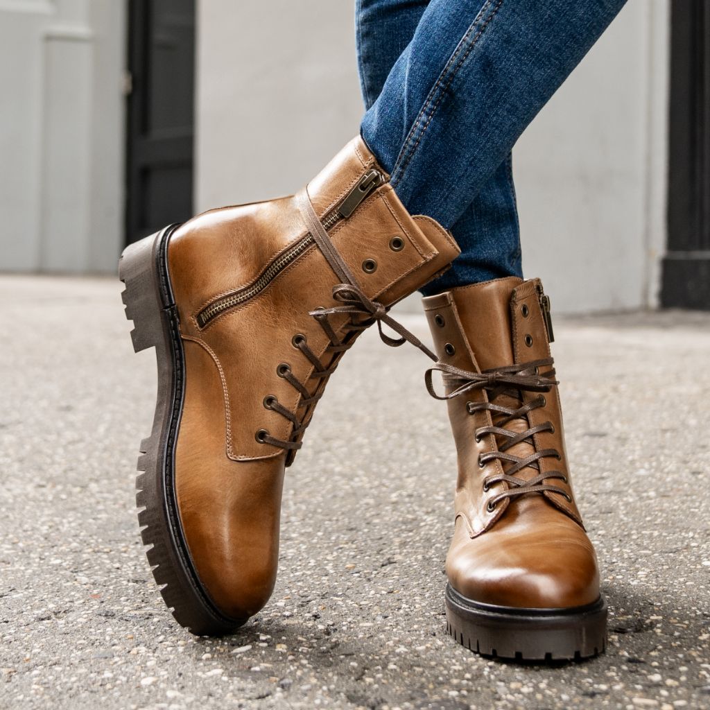 Women's Combat Boot In Natural Leather Thursday Boot Company