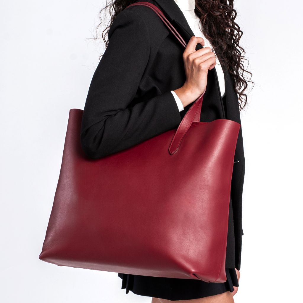 Women's Extra Large Leather Tote Bag In Red – Thursday