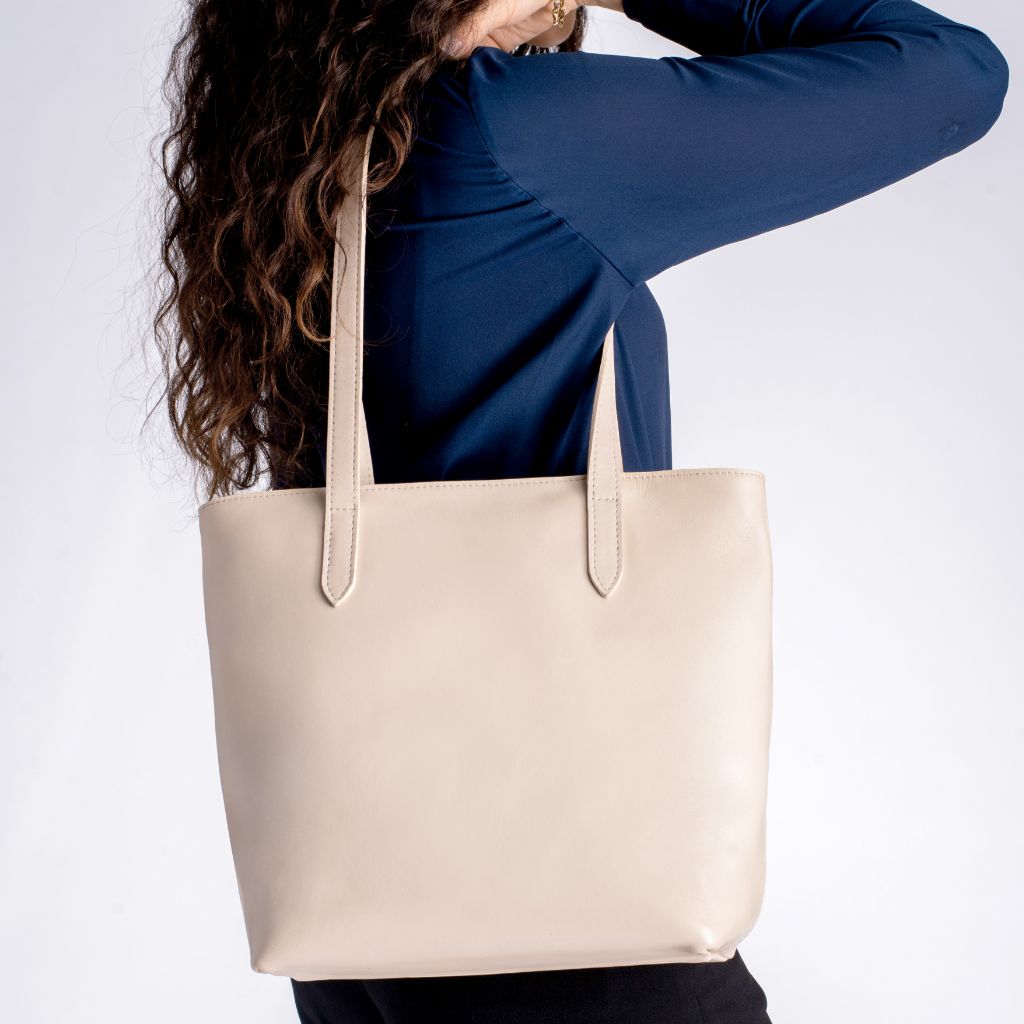 Women's Medium Leather Zipper Tote Bag In Beige – Thursday