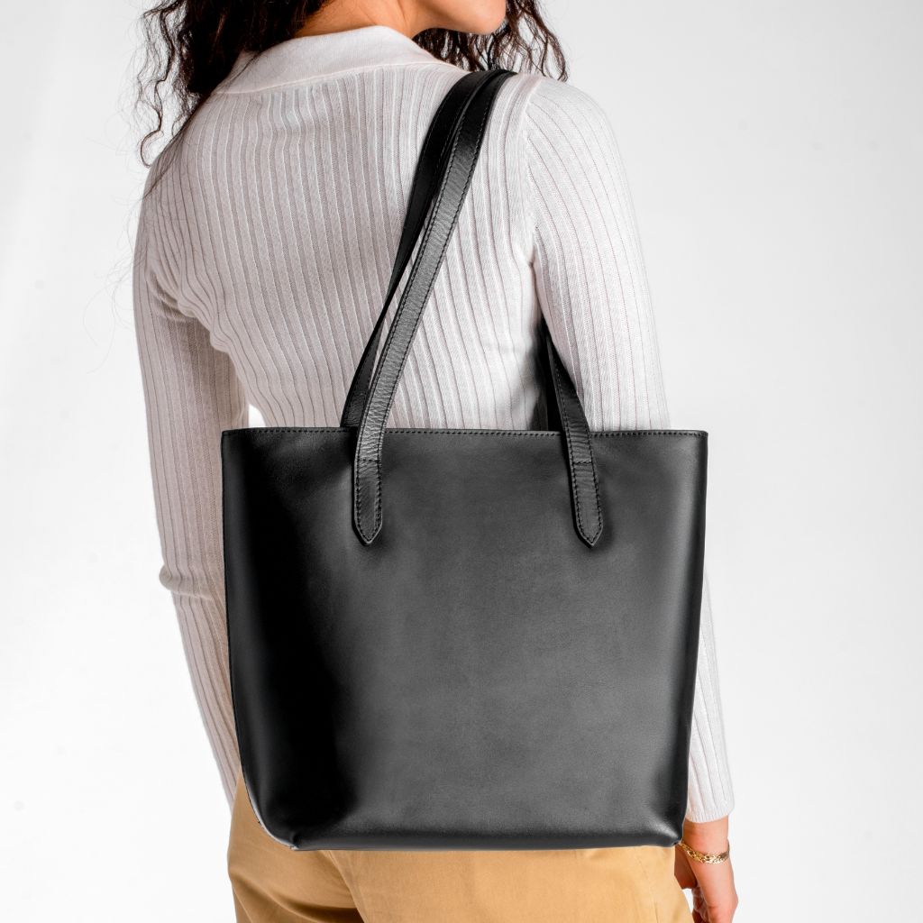 black tote travel bag zippers Women's Medium Leather Zipper Tote Bag In Black – Thursday