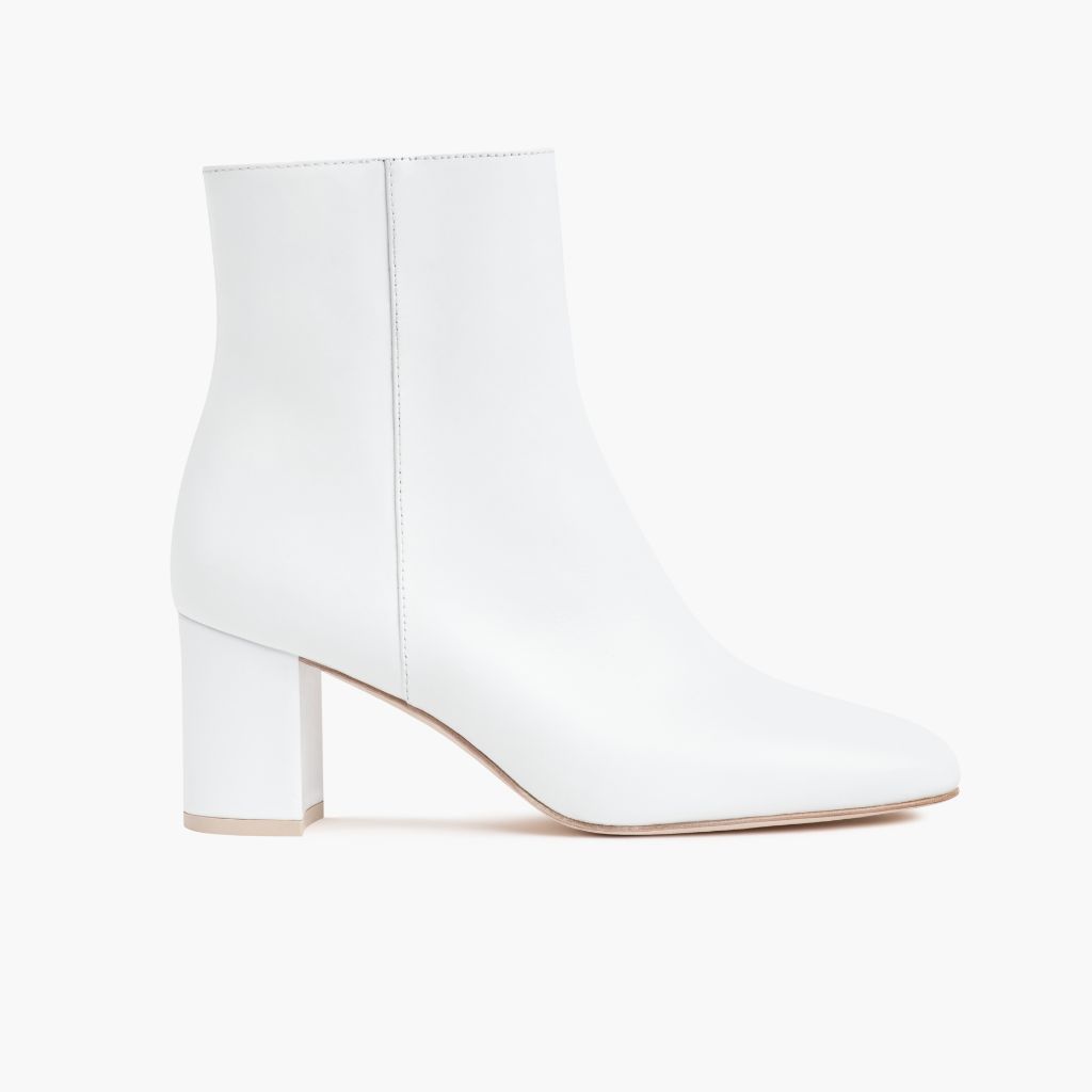 Women's High Standard High Heel Boot In White Leather - Thursday