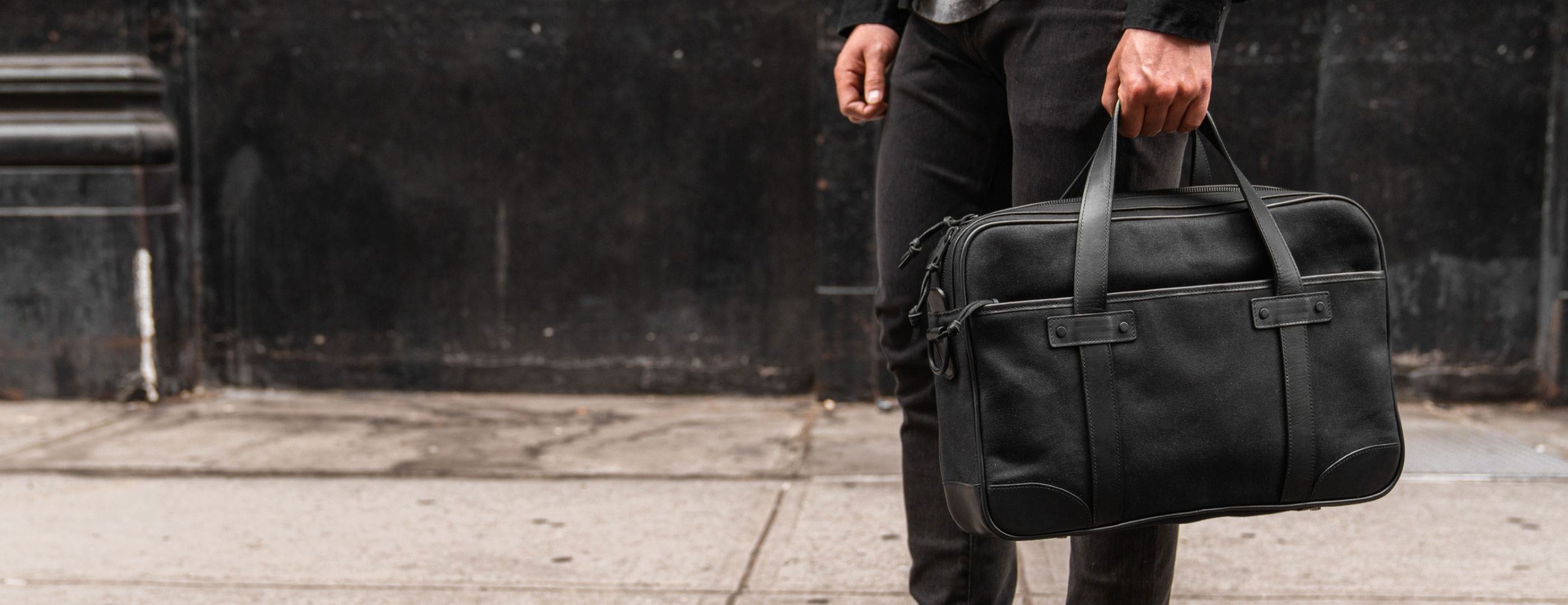Men's Commuter Messenger Bag in Black Canvas - Thursday