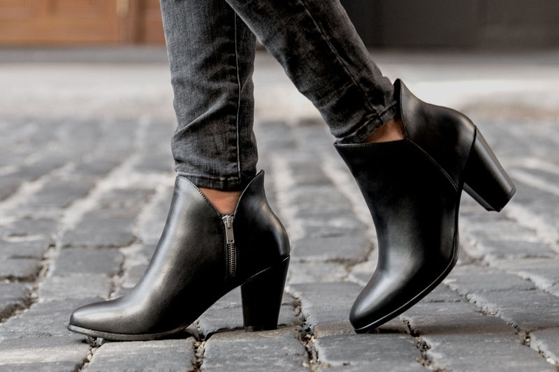 Black Leather Ankle Boot With Belt