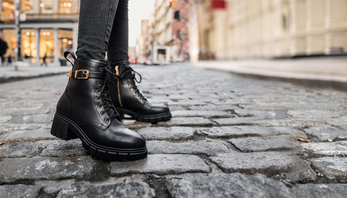 Women's Coda High Heel Zip-Up Boot In Black Leather - Thursday