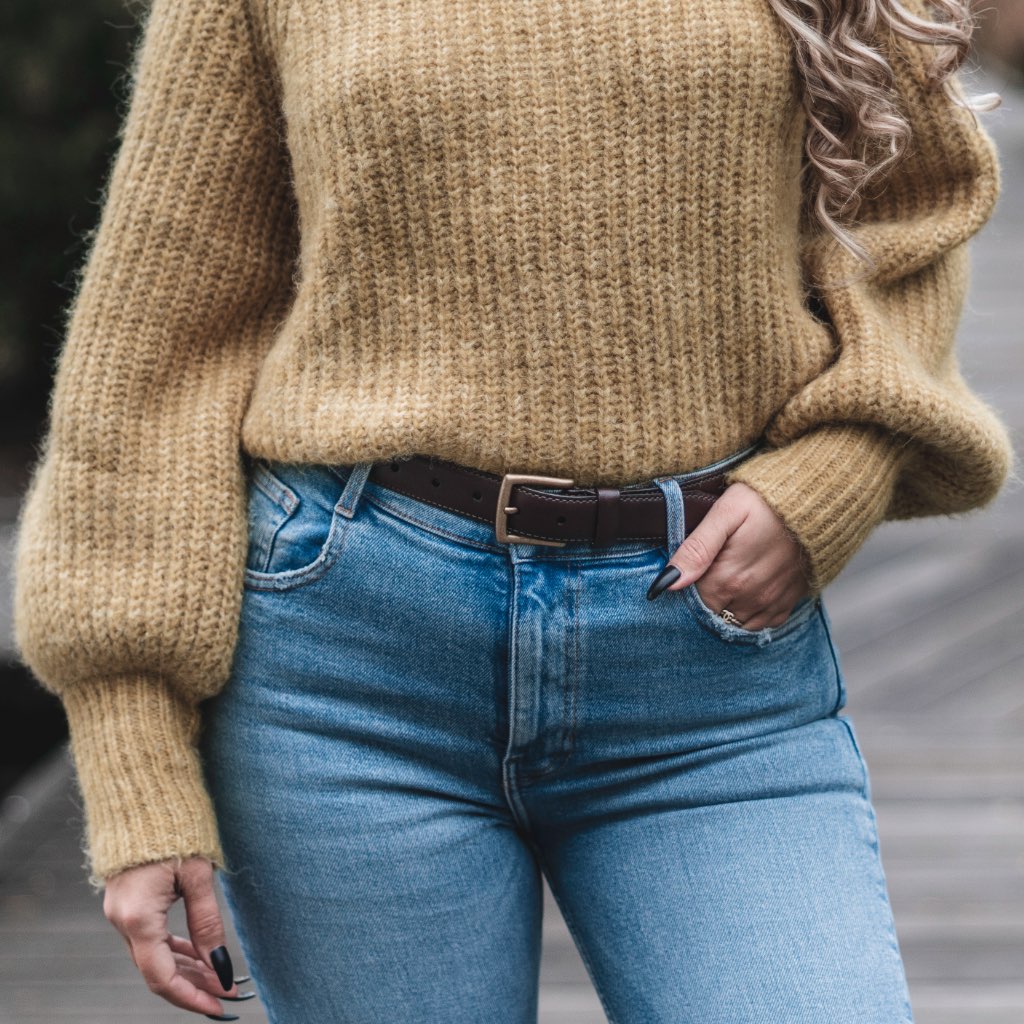 Women's Classic Leather Belt In Brownby Thursday Boot Company Women's Classic Leather Belt In Brownby Thursday Boot Company