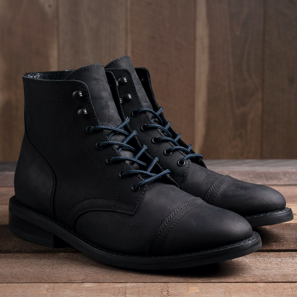 Navy boot laces Clearance
