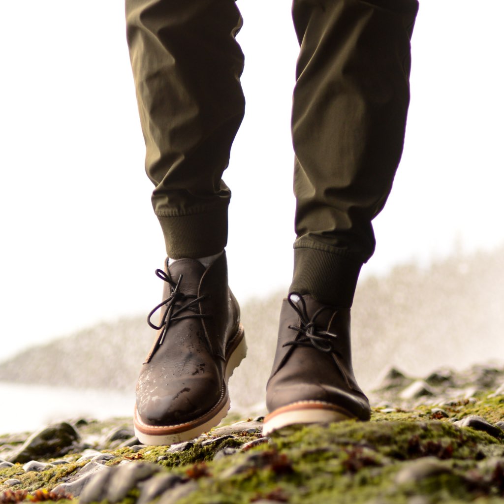 Men's Scout Chukka Boot In Tobacco Brown