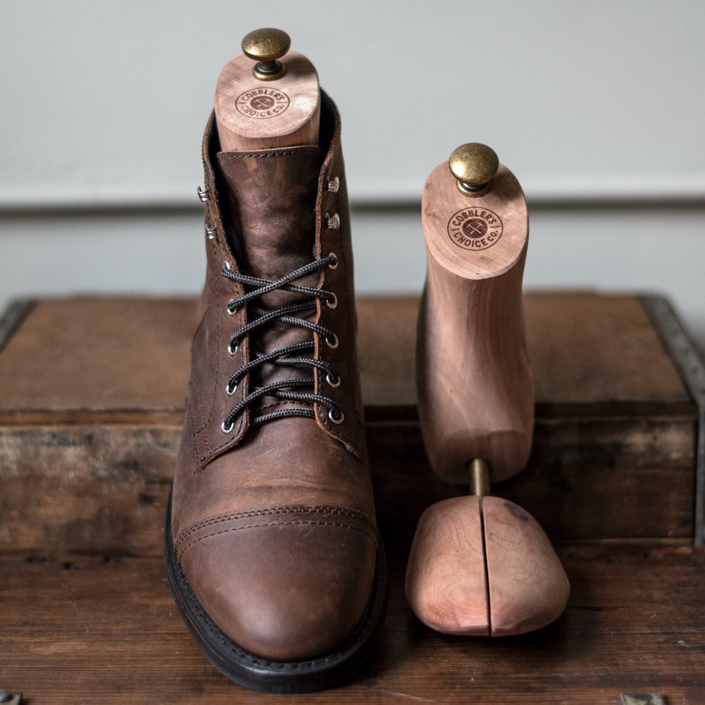 Men&rsquo;s Cedar Boot Tree - Thursday Boot Company