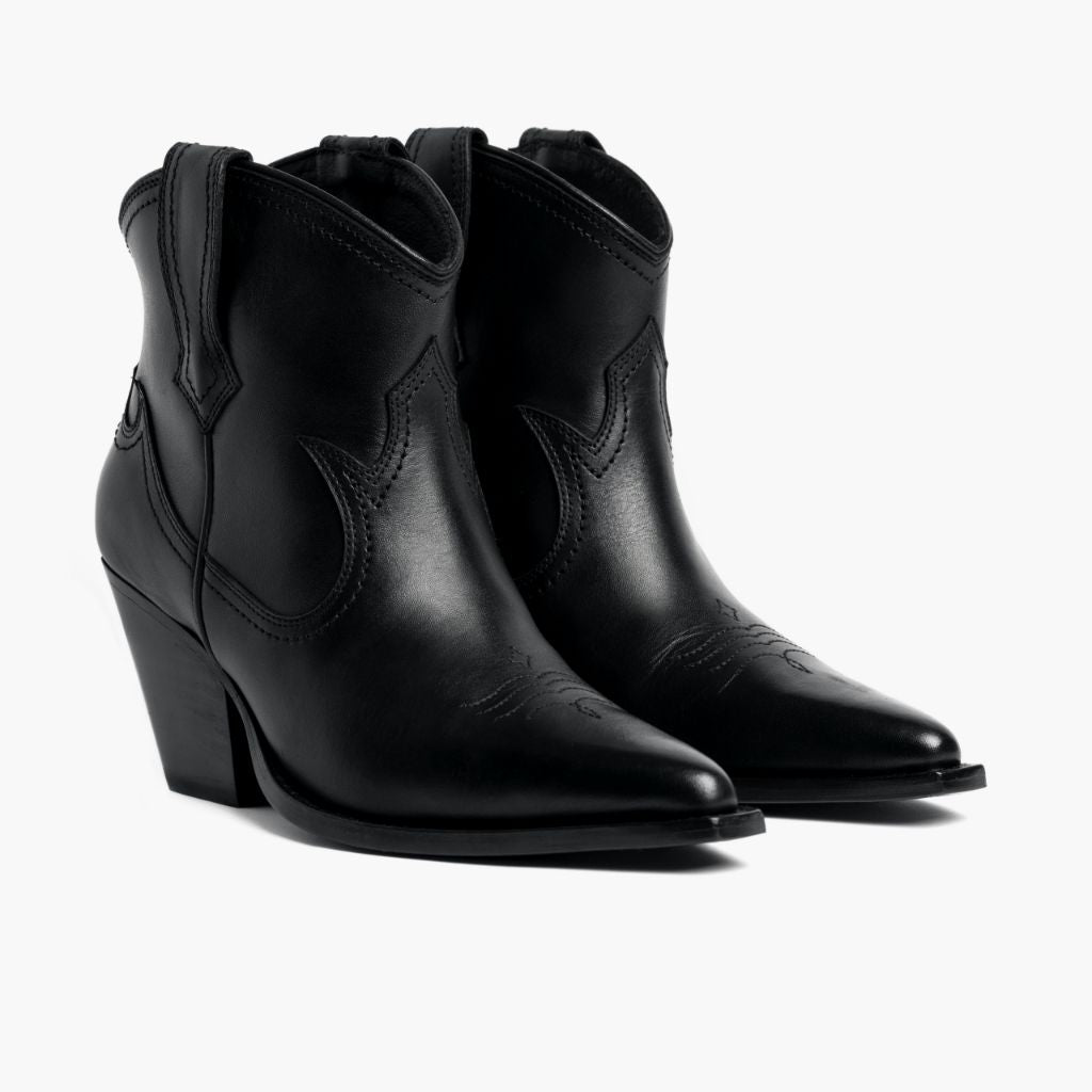 Women's Indio Western Bootie In Black Leather - Thursday Boot Company