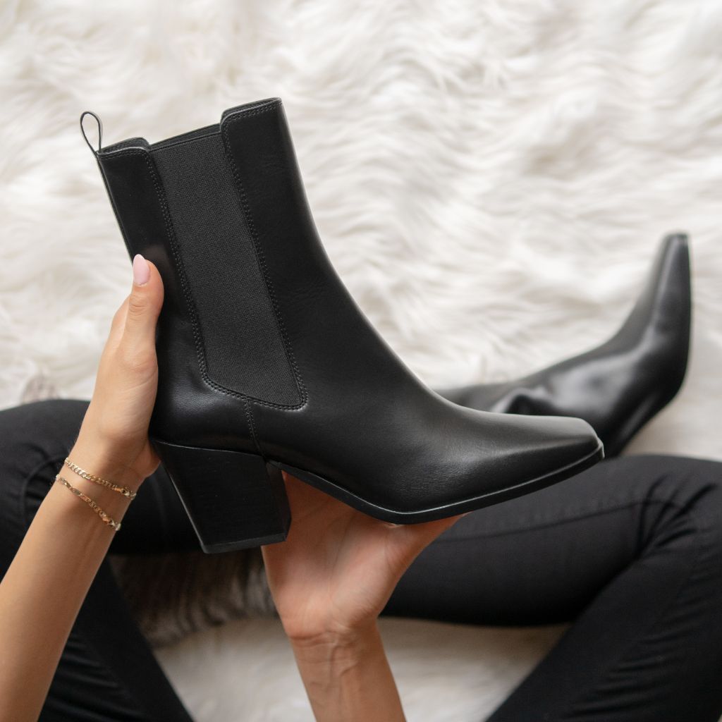Women's Soho High Heel Chelsea Boot In Black Leather - Thursday