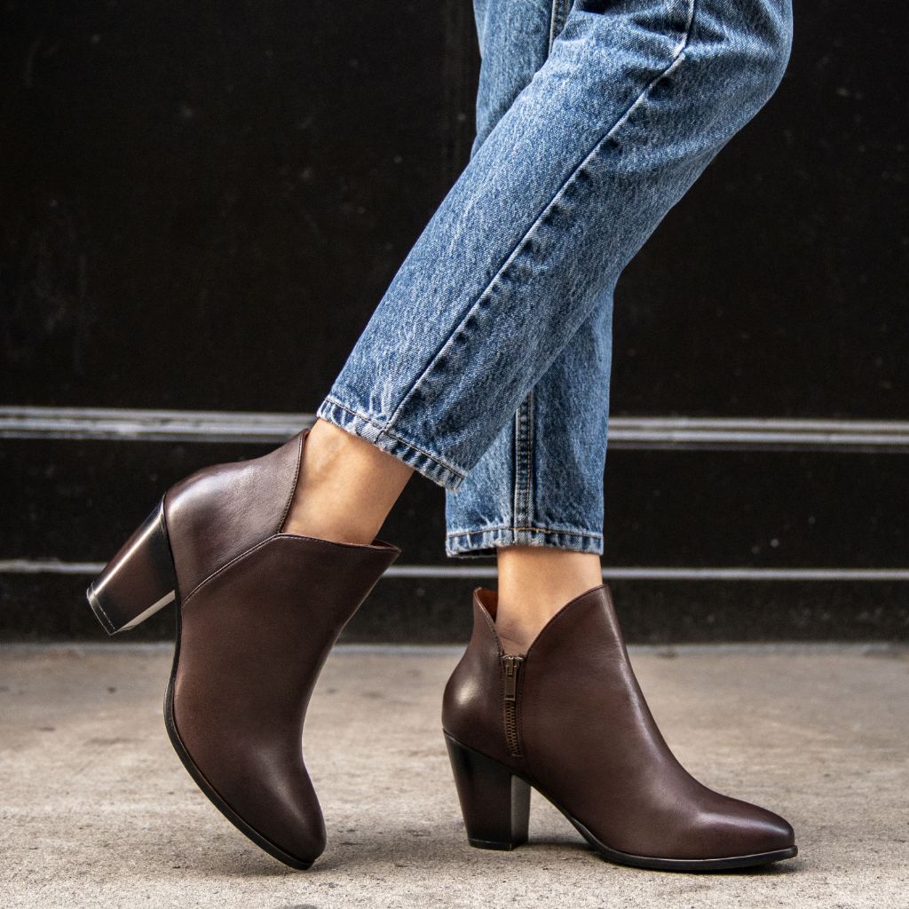 English Clarks Boots Desert Boots Dark Navy Suede English Made